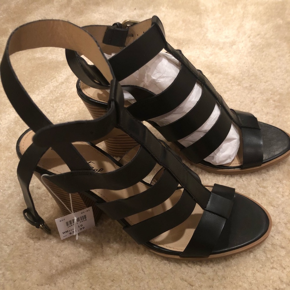 American Eagle Wedges